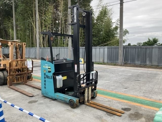 Reach Forklift — Auction (lot 8451-2815)