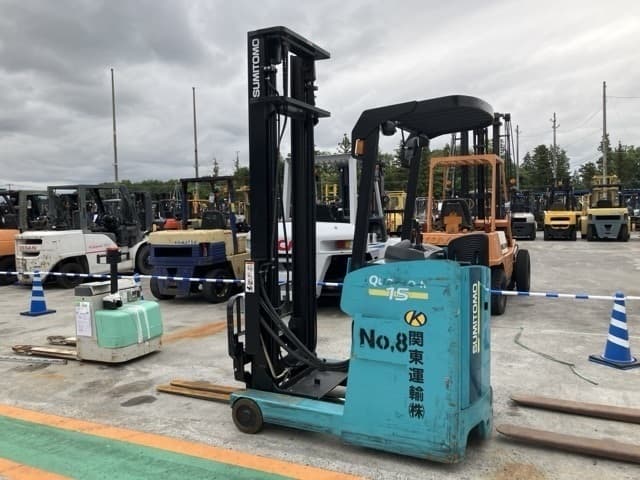 Reach Forklift — Auction (lot 8451-2815)