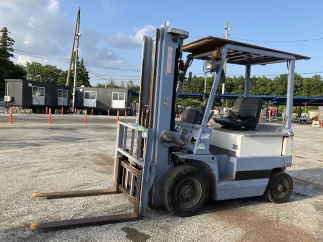 Battery Forklift — Auction (lot 8451-2817)