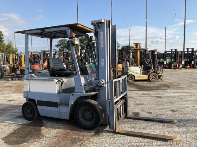 Battery Forklift — Auction (lot 8451-2817)