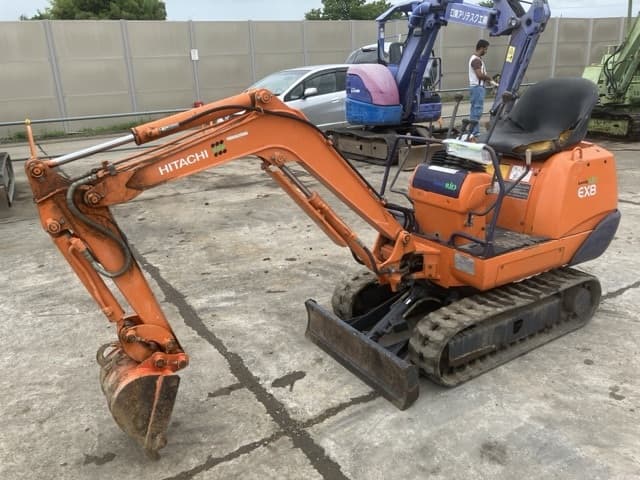 MINI EXCAVATOR — Auction (lot 8451-284)