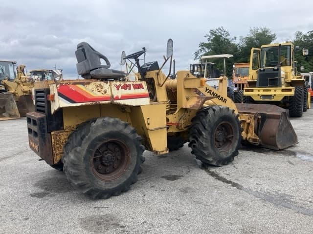 MINI WHEEL LOADER — Auction (lot 8451-289)