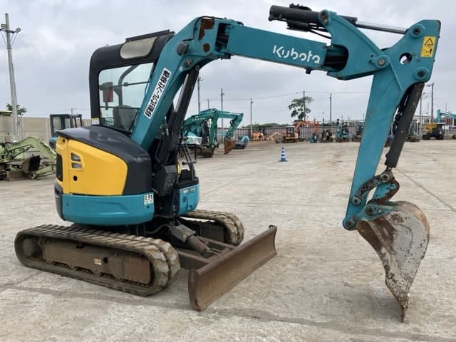 MINI EXCAVATOR — Auction (lot 8451-29)