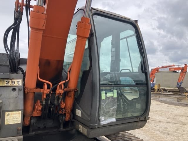 EXCAVATOR — Auction (lot 8451-296)