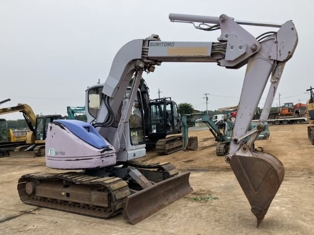 EXCAVATOR — Auction (lot 8451-300)