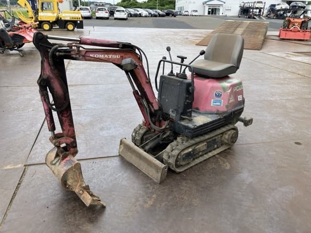 MINI EXCAVATOR — Auction (lot 8451-30004)