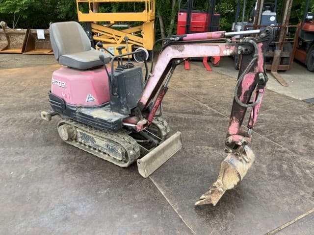 MINI EXCAVATOR — Auction (lot 8451-30004)