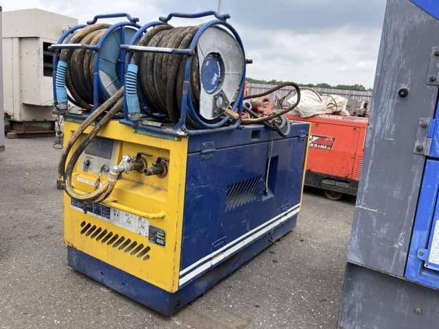 Compressor — Auction (lot 8451-3009)