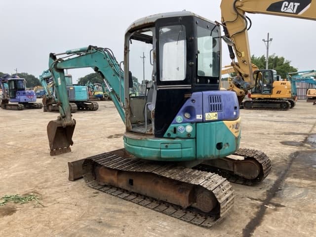 MINI EXCAVATOR — Auction (lot 8451-301)