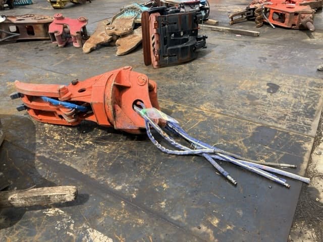 Fork — Auction (lot 8451-3017)