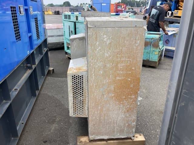Compressor — Auction (lot 8451-3021)