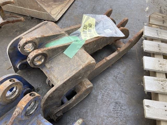 Fork — Auction (lot 8451-3028)