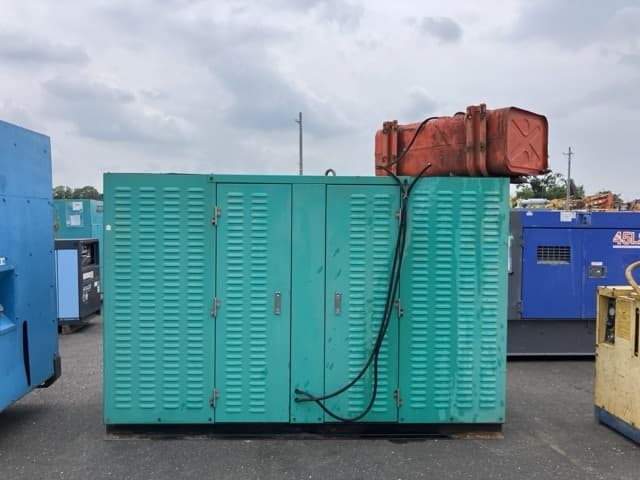 Generator — Auction (lot 8451-3035)