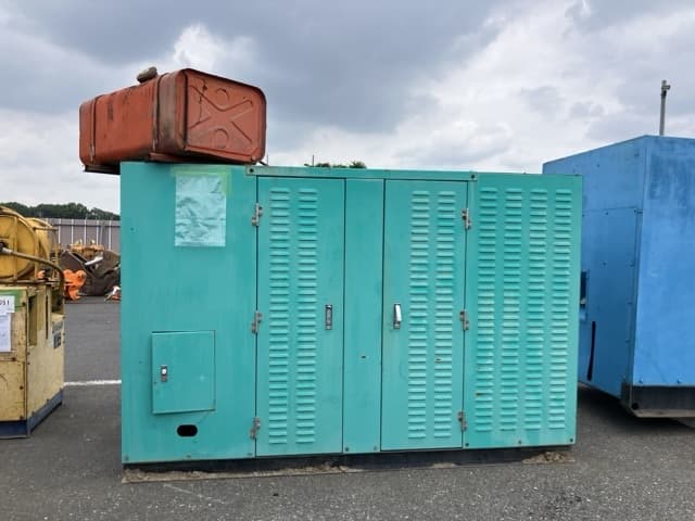 Generator — Auction (lot 8451-3035)