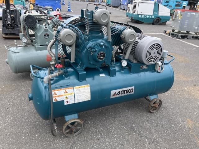 Compressor — Auction (lot 8451-3037)