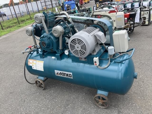Compressor — Auction (lot 8451-3037)