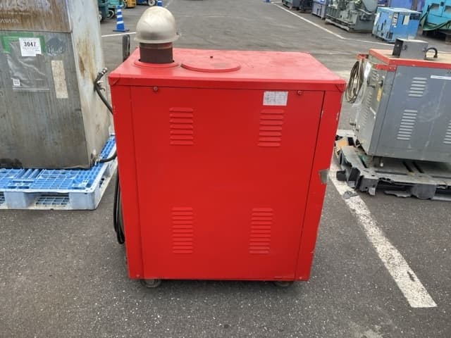 HIGH PRESSURE WASHING MACHINE — Auction (lot 8451-3039)