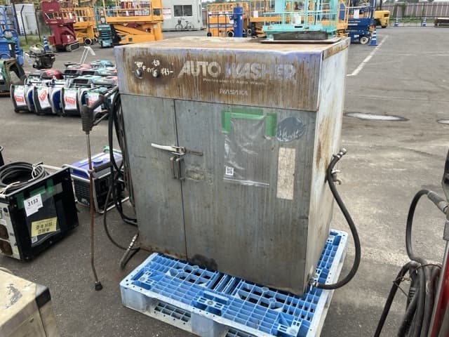 HIGH PRESSURE WASHING MACHINE — Auction (lot 8451-3047)