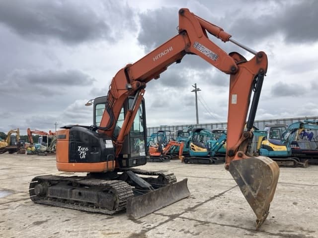EXCAVATOR — Auction (lot 8451-305)