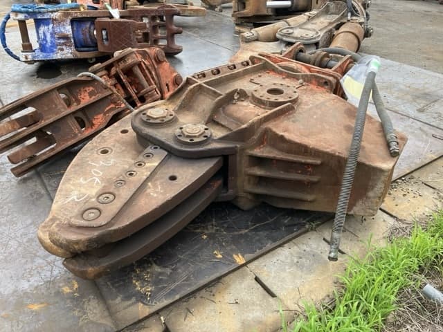 Cutter — Auction (lot 8451-3052)