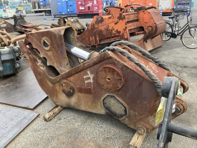 Crusher — Auction (lot 8451-3055)