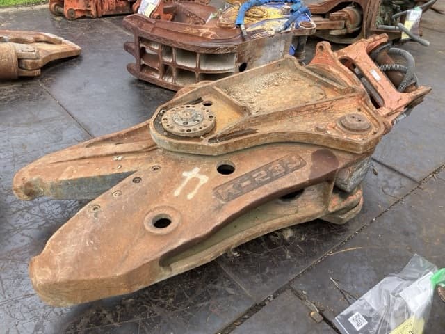 Cutter — Auction (lot 8451-3057)