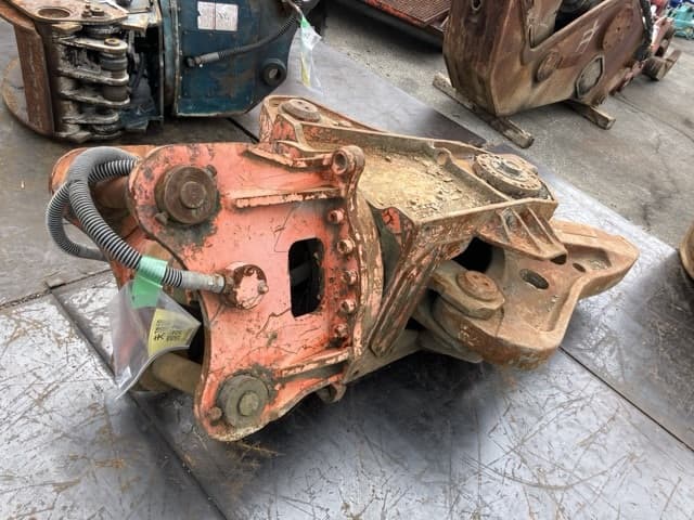Cutter — Auction (lot 8451-3057)