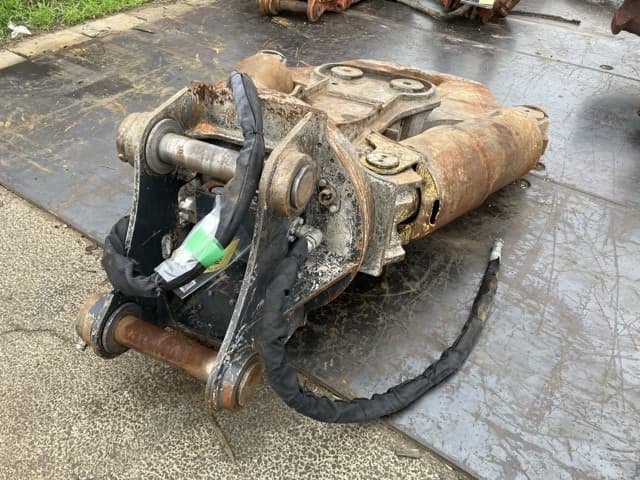 Crusher — Auction (lot 8451-3058)