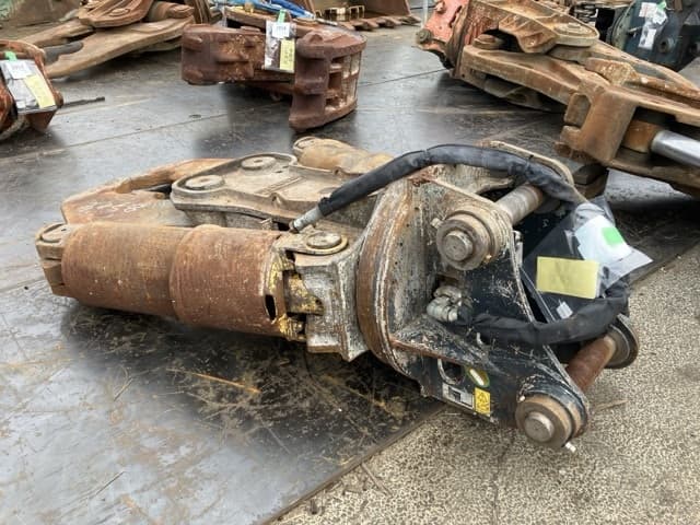Crusher — Auction (lot 8451-3058)