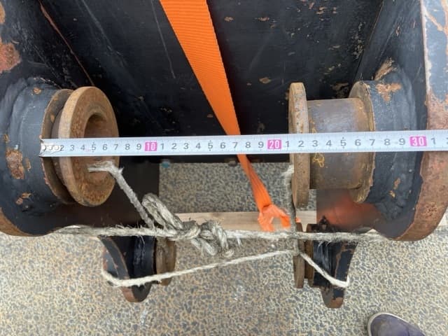 Bucket — Auction (lot 8451-3067)