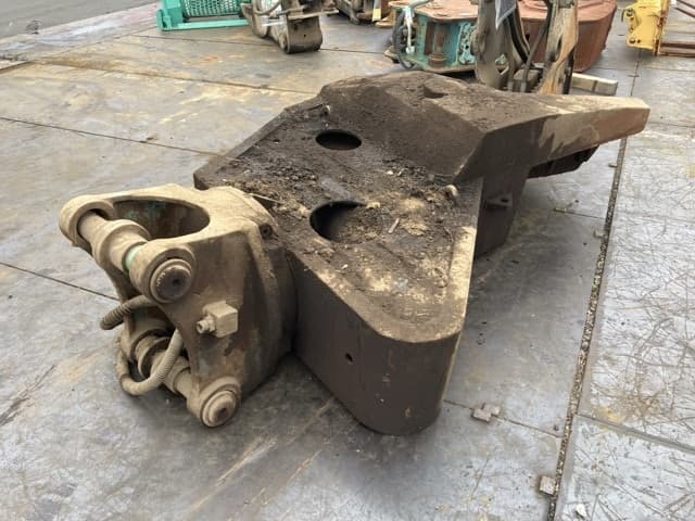 Cutter — Auction (lot 8451-3069)