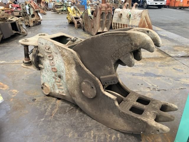 Crusher — Auction (lot 8451-3071)