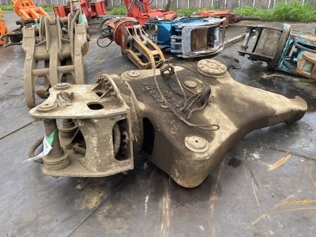 Cutter — Auction (lot 8451-3072)