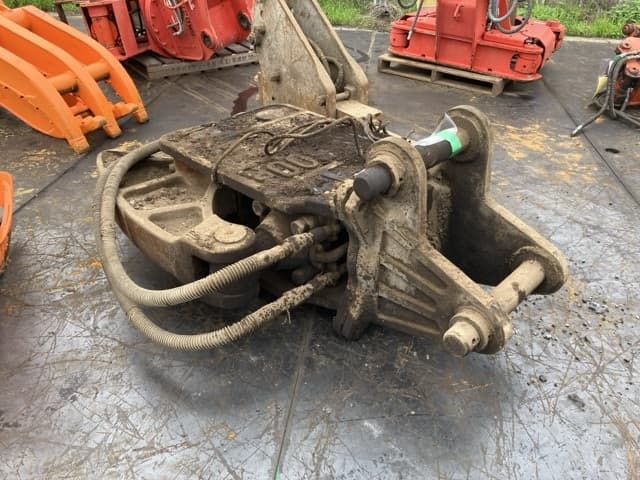 Crusher — Auction (lot 8451-3075)