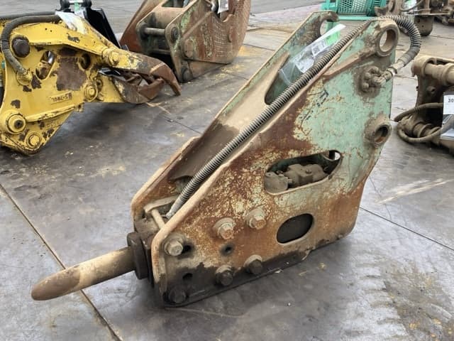 Breaker — Auction (lot 8451-3076)