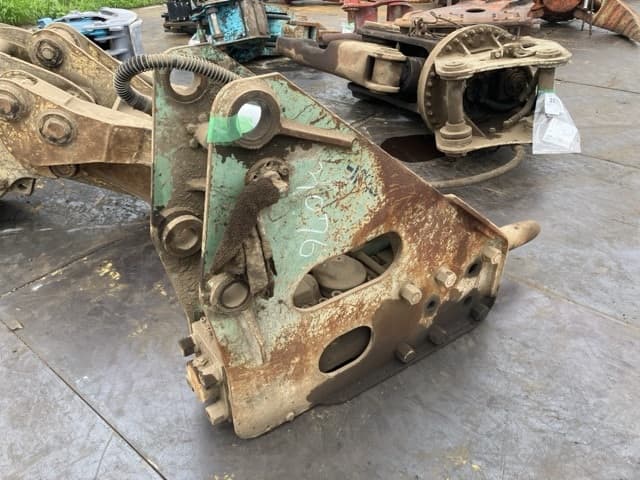 Breaker — Auction (lot 8451-3076)