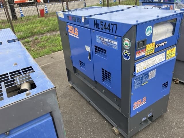 Generator — Auction (lot 8451-3083)