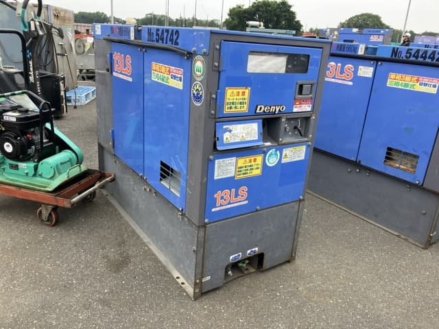Generator — Auction (lot 8451-3087)