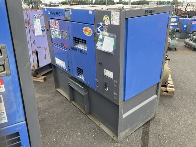 Generator — Auction (lot 8451-3090)