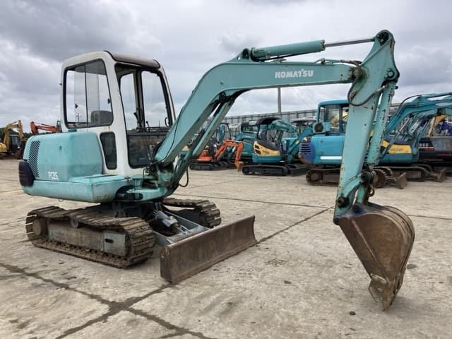 MINI EXCAVATOR — Auction (lot 8451-310)