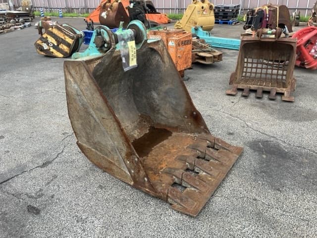 Bucket — Auction (lot 8451-3118)