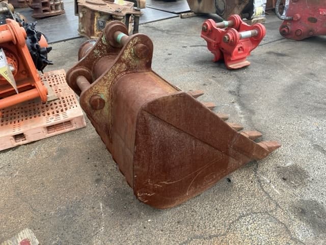 Bucket — Auction (lot 8451-3119)
