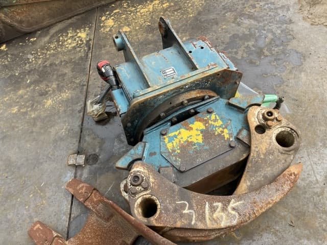 GRAPPLE — Auction (lot 8451-3135)