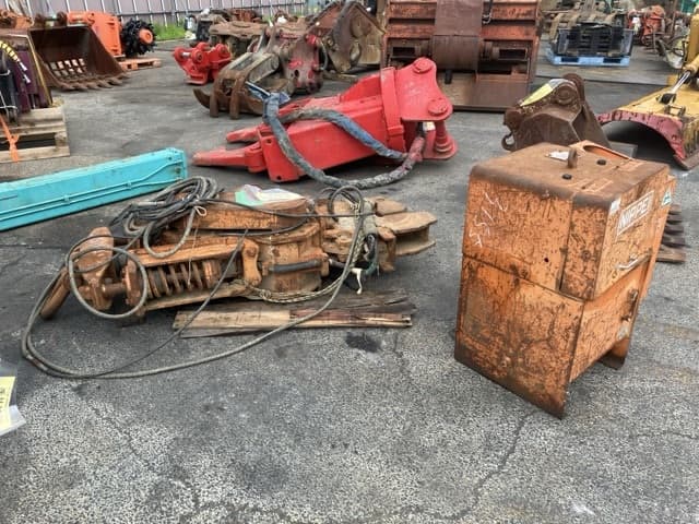 Vibro — Auction (lot 8451-3155)