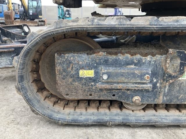 MINI EXCAVATOR — Auction (lot 8451-317)