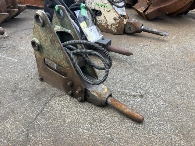 Breaker — Auction (lot 8451-3180)