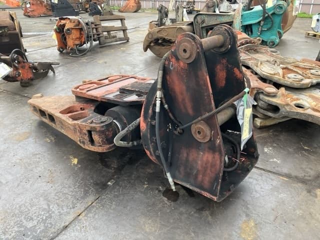 Cutter — Auction (lot 8451-3184)
