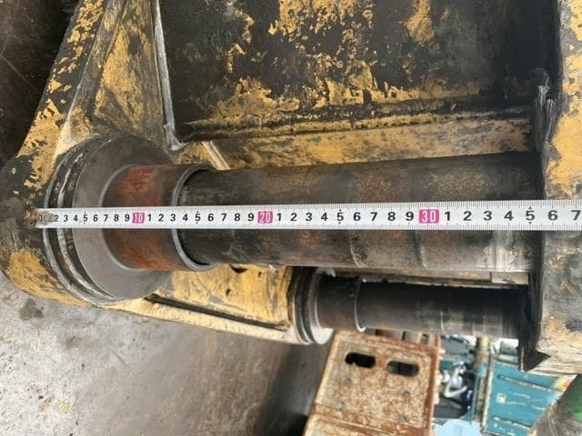 Crusher — Auction (lot 8451-3185)