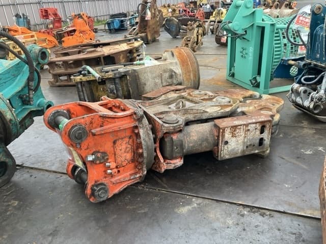 Crusher — Auction (lot 8451-3186)