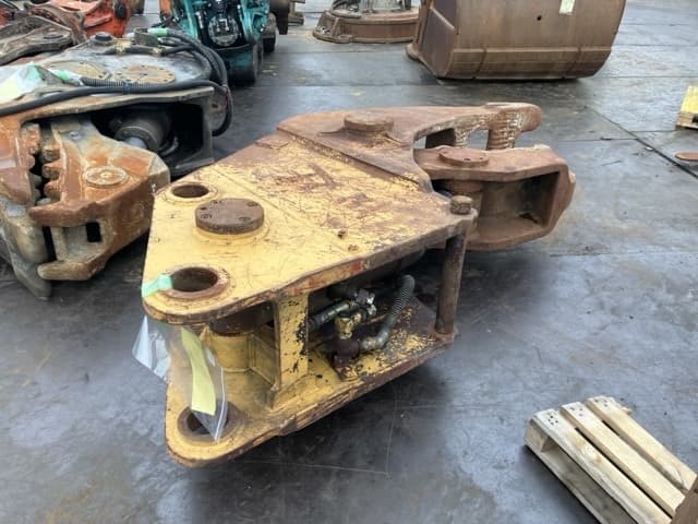 Crusher — Auction (lot 8451-3189)